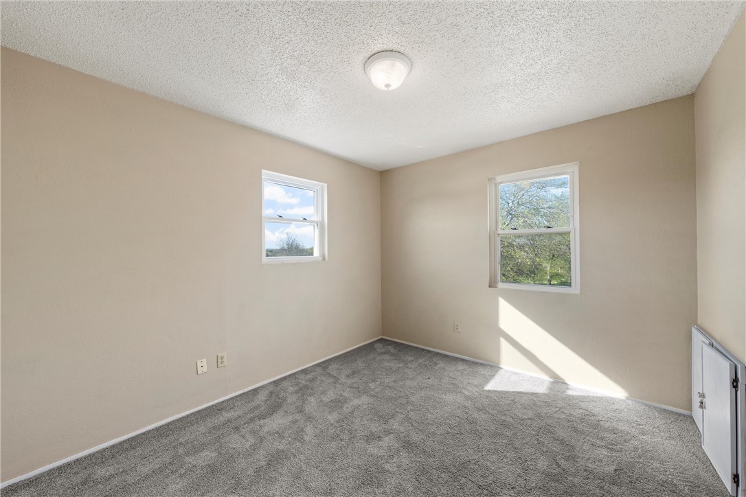 656 County Road 3570 China Spring, TX 76633 - Photo 19 of 31