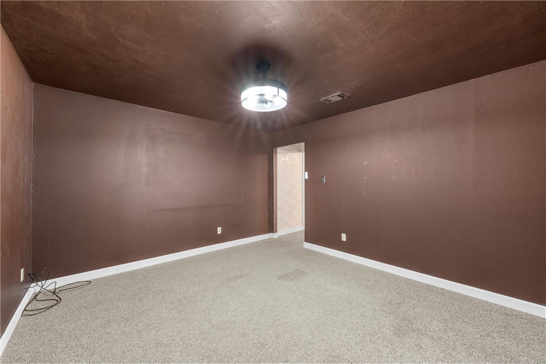 656 County Road 3570 China Spring, TX 76633 - Photo 21 of 31