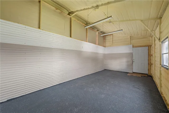 $459,900 | 656 County Road 3570, China Spring, TX 76633