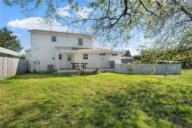 $459,900 | 656 County Road 3570, China Spring, TX 76633