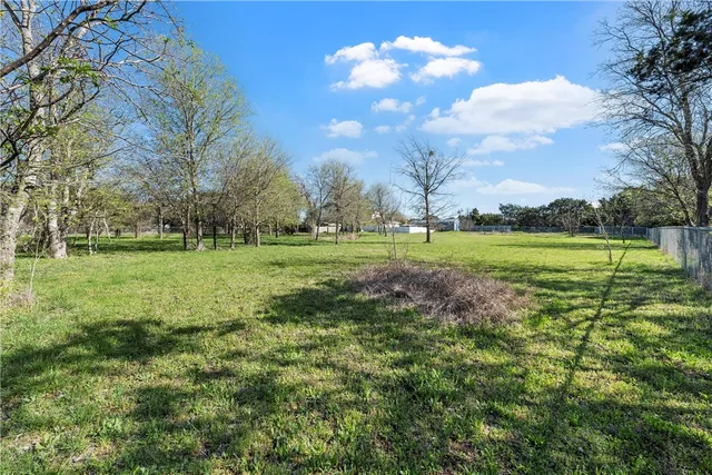 $459,900 | 656 County Road 3570, China Spring, TX 76633