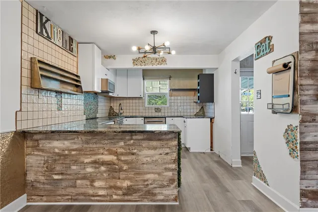 $459,900 | 656 County Road 3570, China Spring, TX 76633