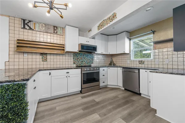 $459,900 | 656 County Road 3570, China Spring, TX 76633