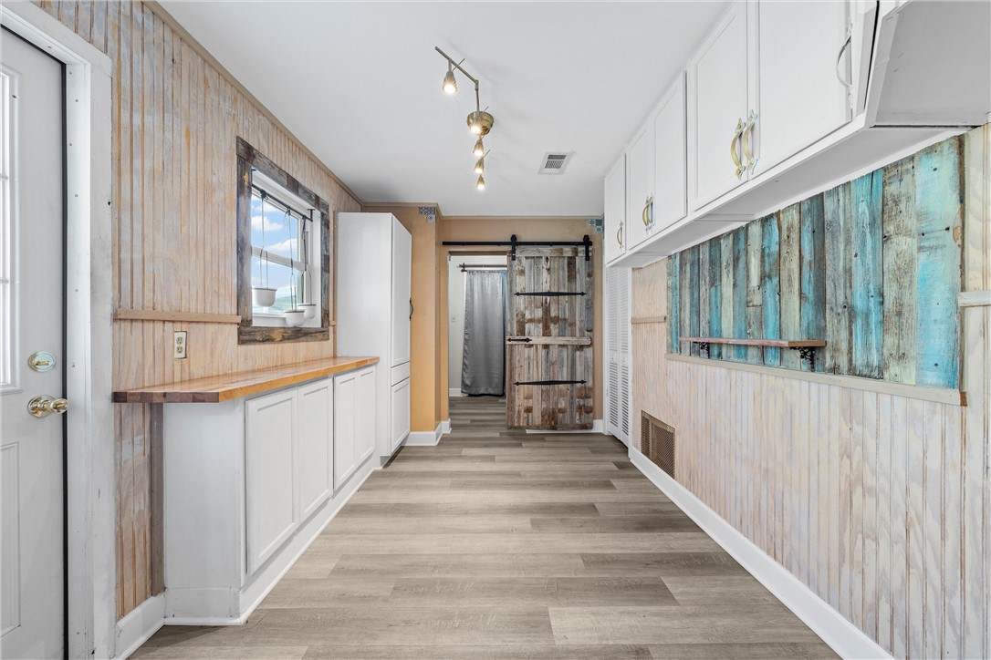 656 County Road 3570 China Spring, TX 76633 - Photo 8 of 31