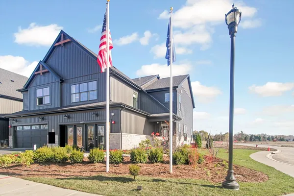 $689,990 | 8497 Liberty Lane, Woodridge, IL 60517
