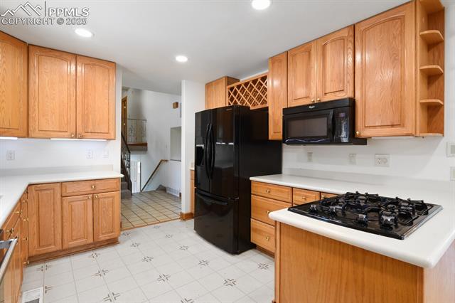 5306 Miranda Road Colorado Springs, CO 80918 - Photo 5 of 39