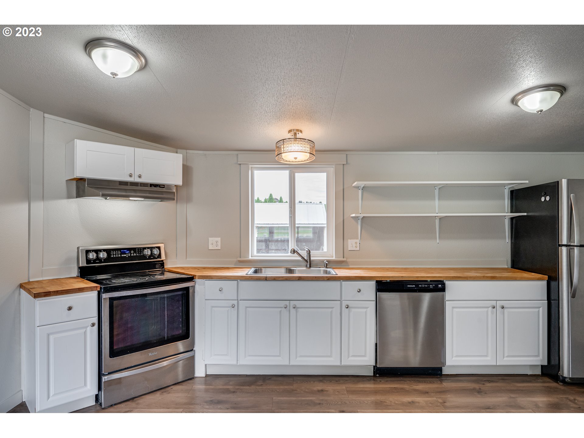 416 Insel Road Woodland, WA 98674 - Photo 9 of 23 Gallery Image 9