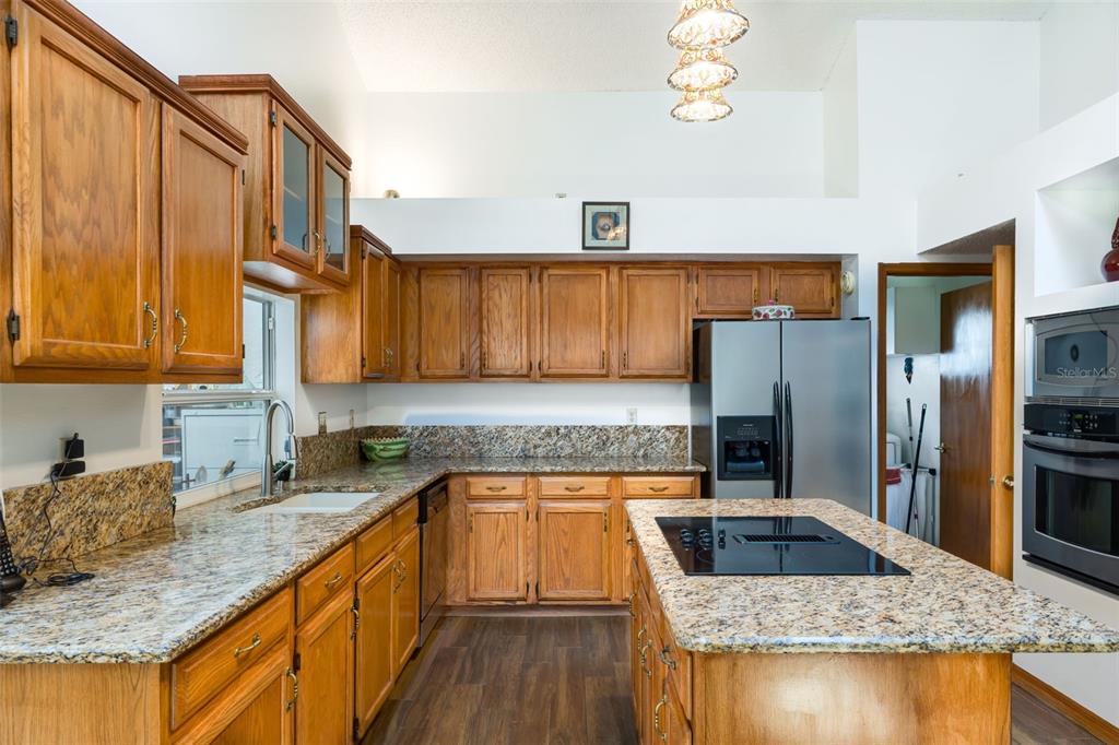 2512 Tryon Place Windermere, FL 34786 - Photo 23 of 69