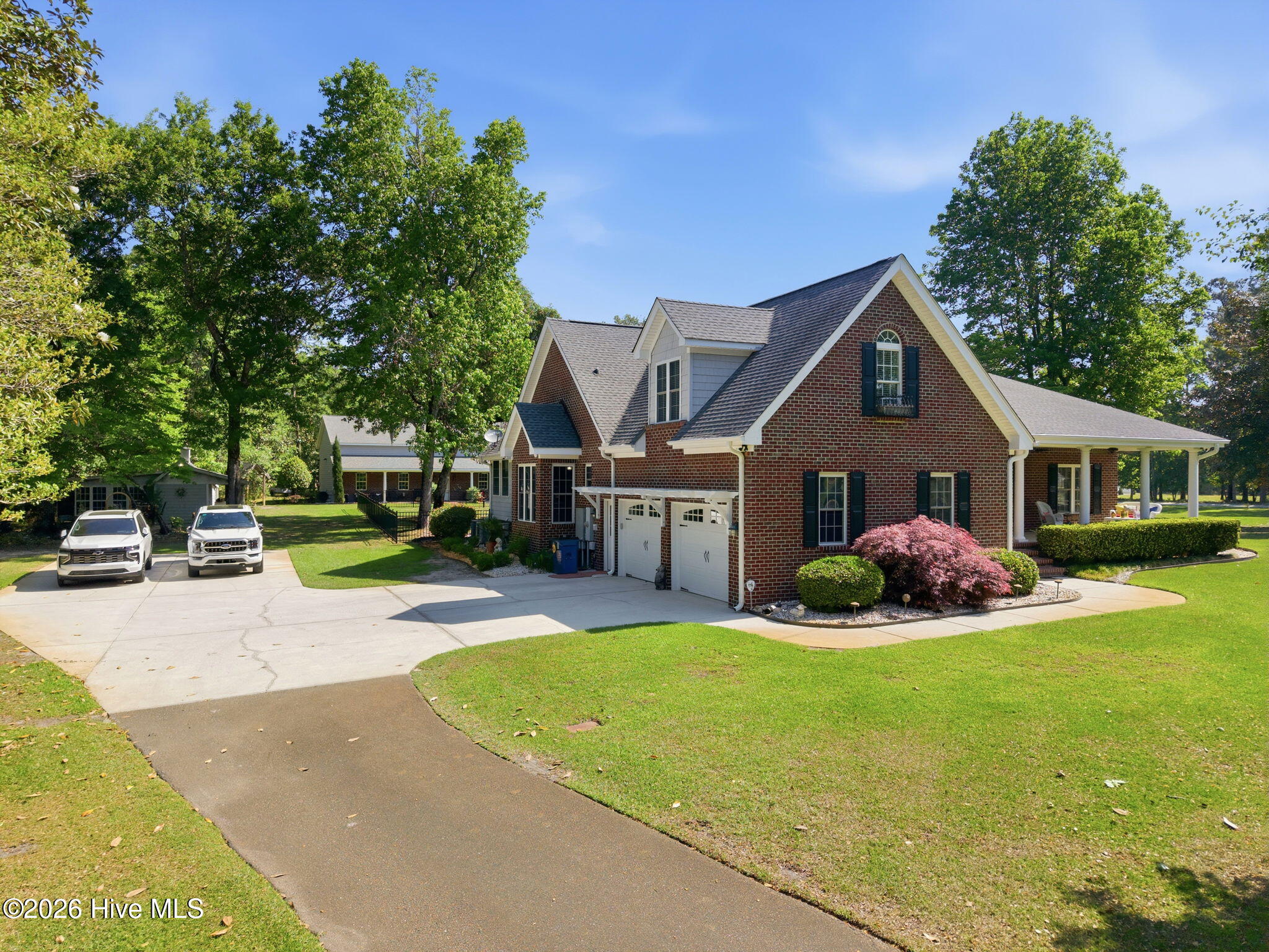 410 Whitebridge Road Hampstead, NC 28443 - Photo 52 of 94 17-web-or-mls-dji_20260423104447_0286_d
