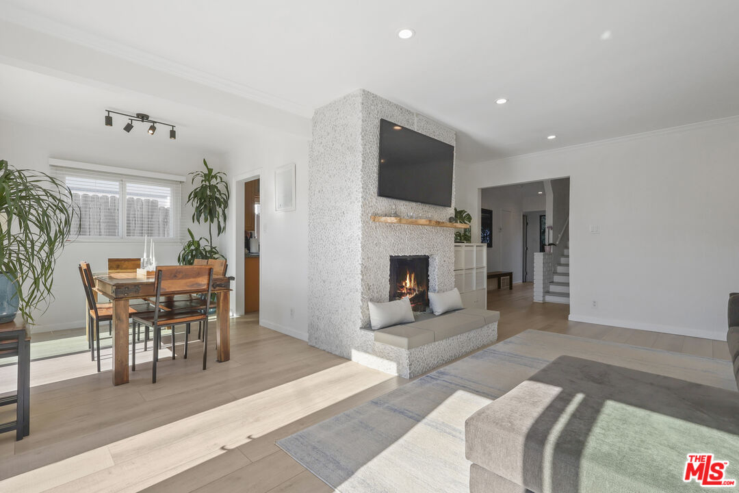 7545 Trask Avenue Playa del Rey, CA 90293 - Photo 7 of 29