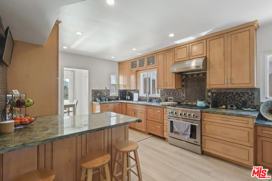 7545 Trask Avenue Playa del Rey, CA 90293 - Photo 10 of 29