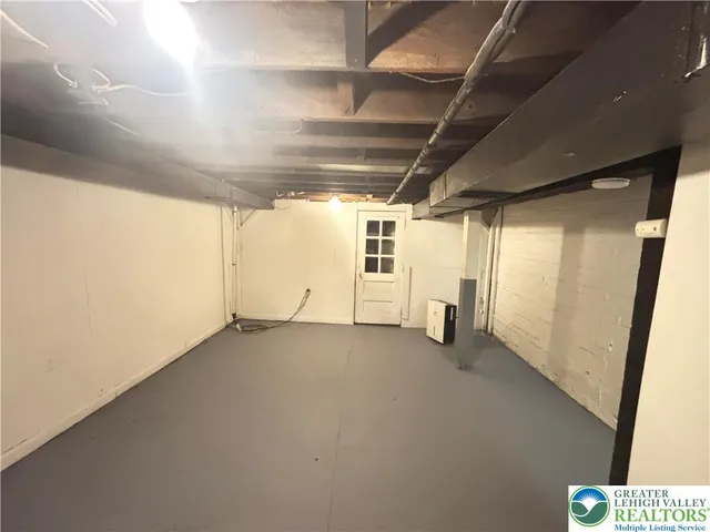 $1,750 | 526 Park Place, Bethlehem, PA 18018