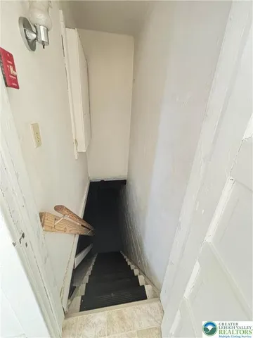 $1,750 | 526 Park Place, Bethlehem, PA 18018