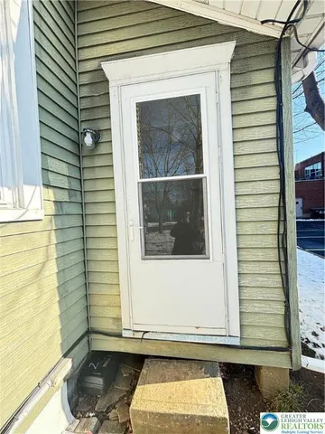 $1,750 | 526 Park Place, Bethlehem, PA 18018