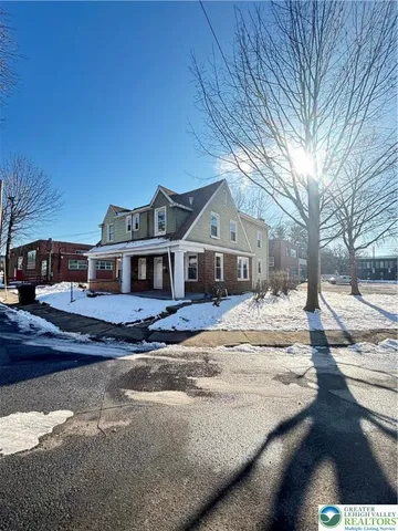 $1,750 | 526 Park Place, Bethlehem, PA 18018