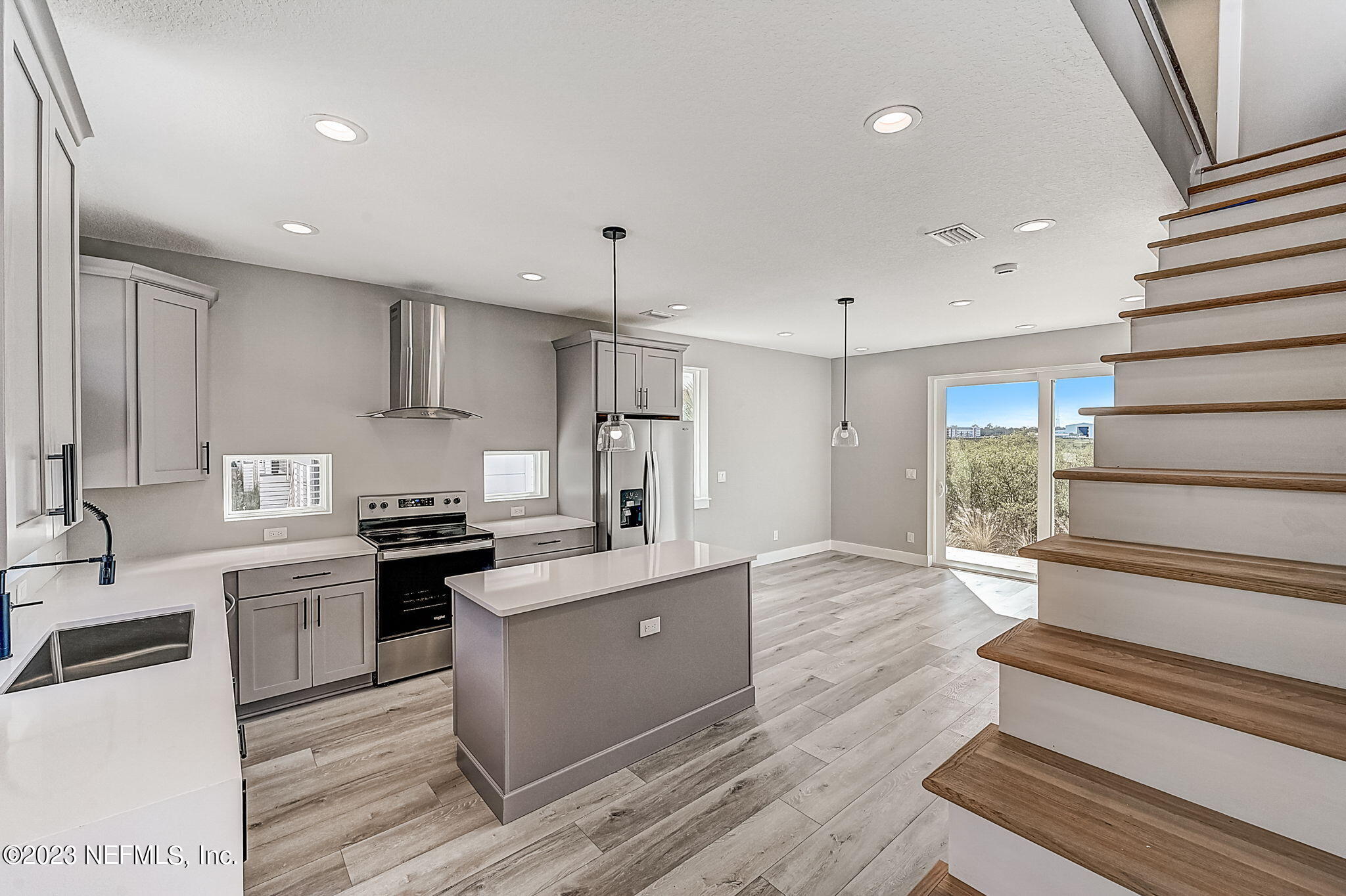 11-web-or-mls-Riberia St-011