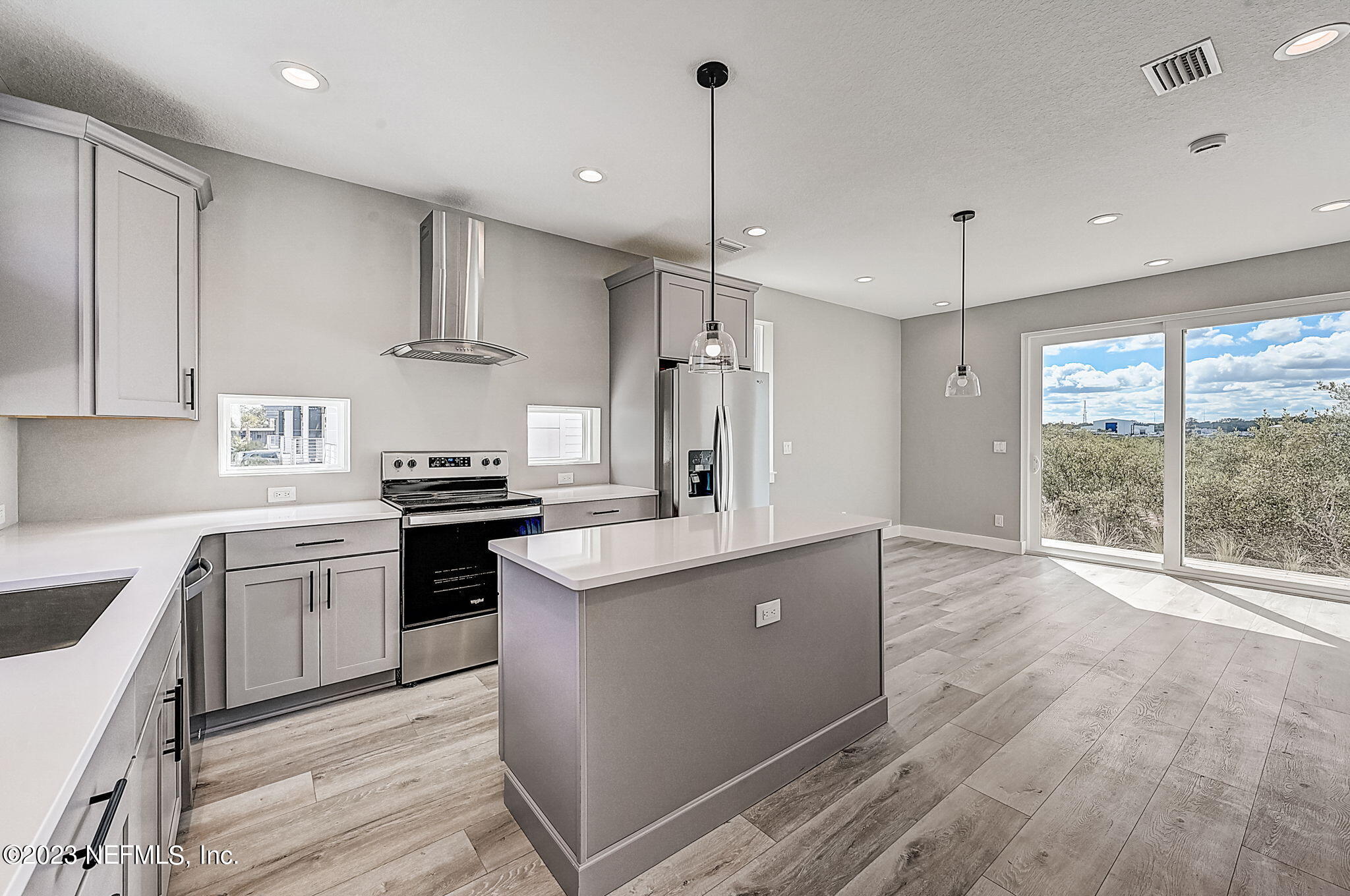 12-web-or-mls-Riberia St-012