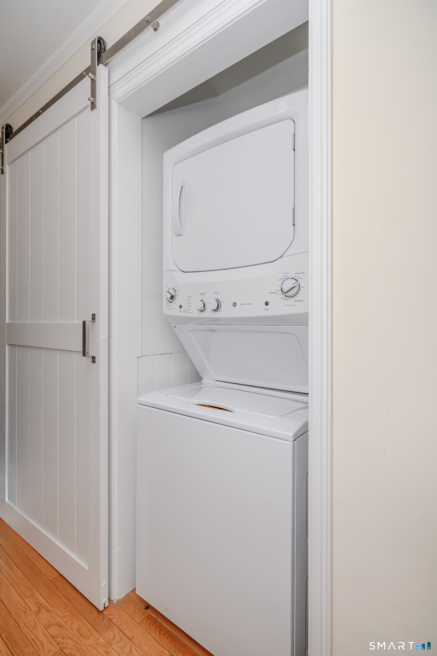 8 Crest Road Danbury, CT 06811 - Photo 21 of 34