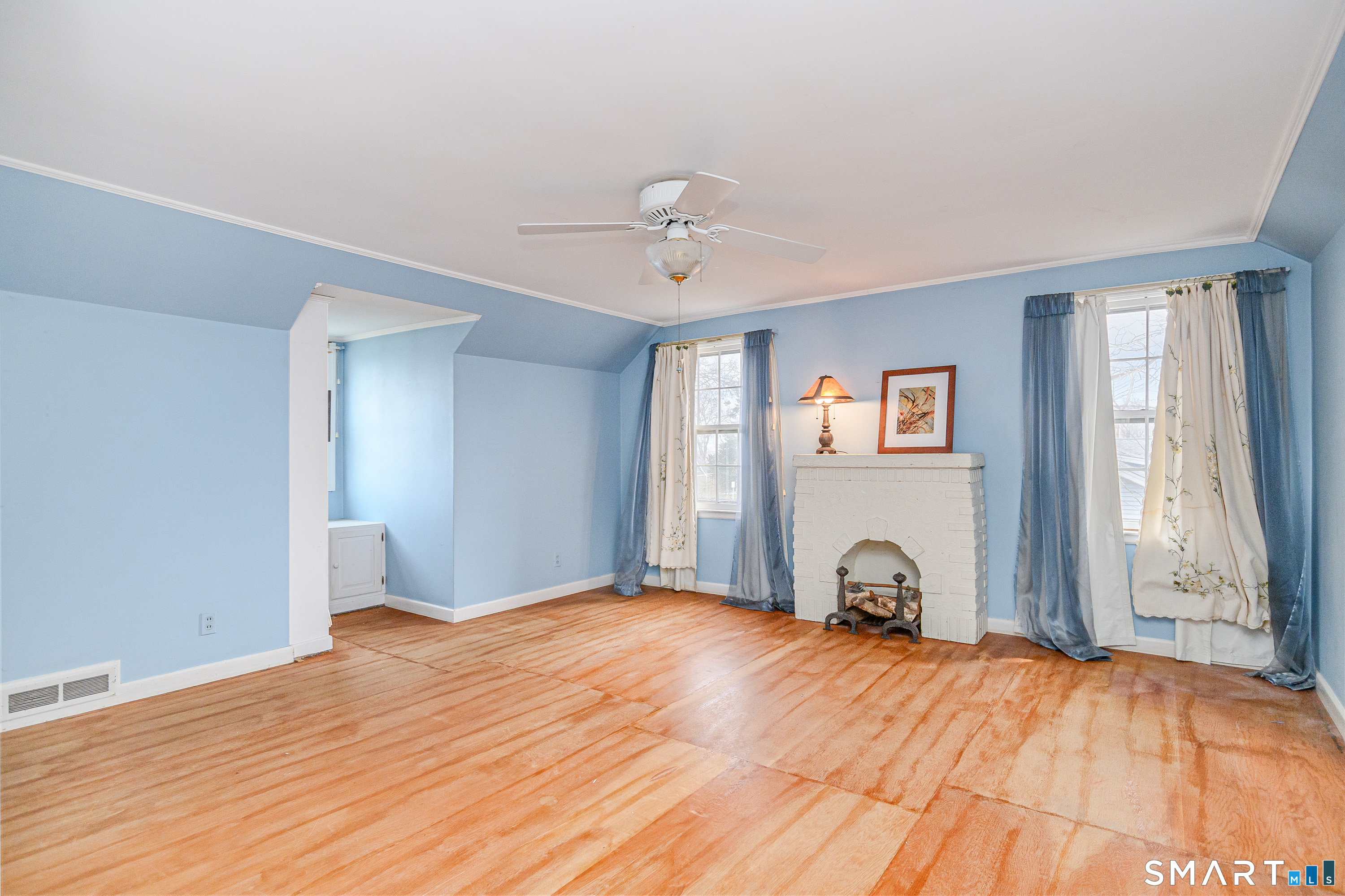 8 Crest Road Danbury, CT 06811 - Photo 22 of 34