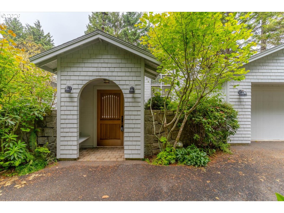 108 Ridge Crest Road Gleneden Beach, OR 97388 - Photo 4 of 47