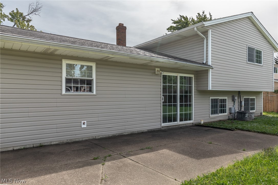 5604 Reef Road Mentor, OH 44060 - Photo 23 of 24