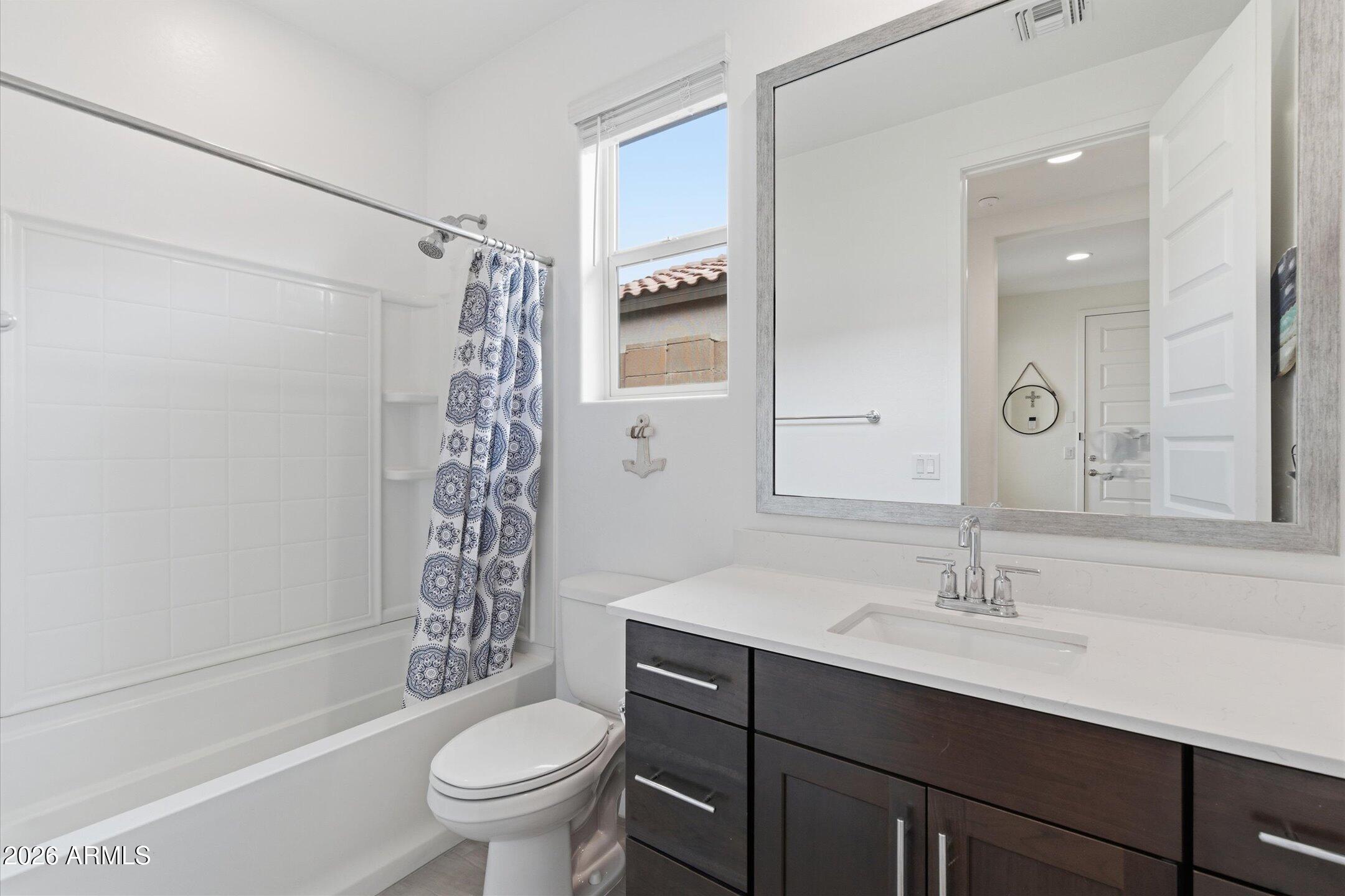 12289 East Ballentine Road Gold Canyon, AZ 85118 - Photo 31 of 54 Guest bathroom