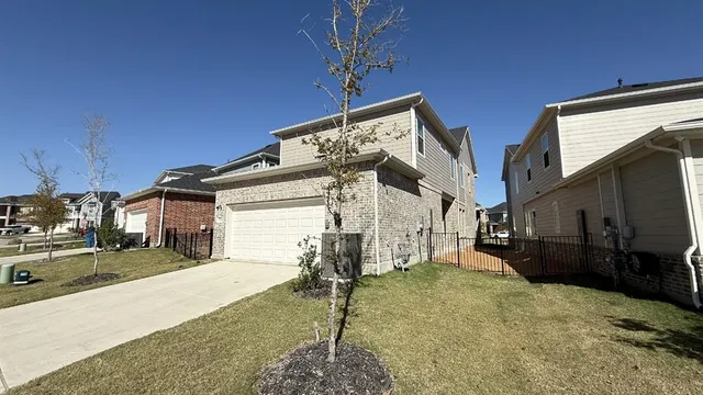 a house view with a outdoor space