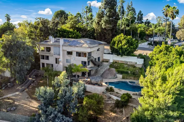 $1,399,000 | 1574 Shadow Knolls Drive, El Cajon, CA 92020