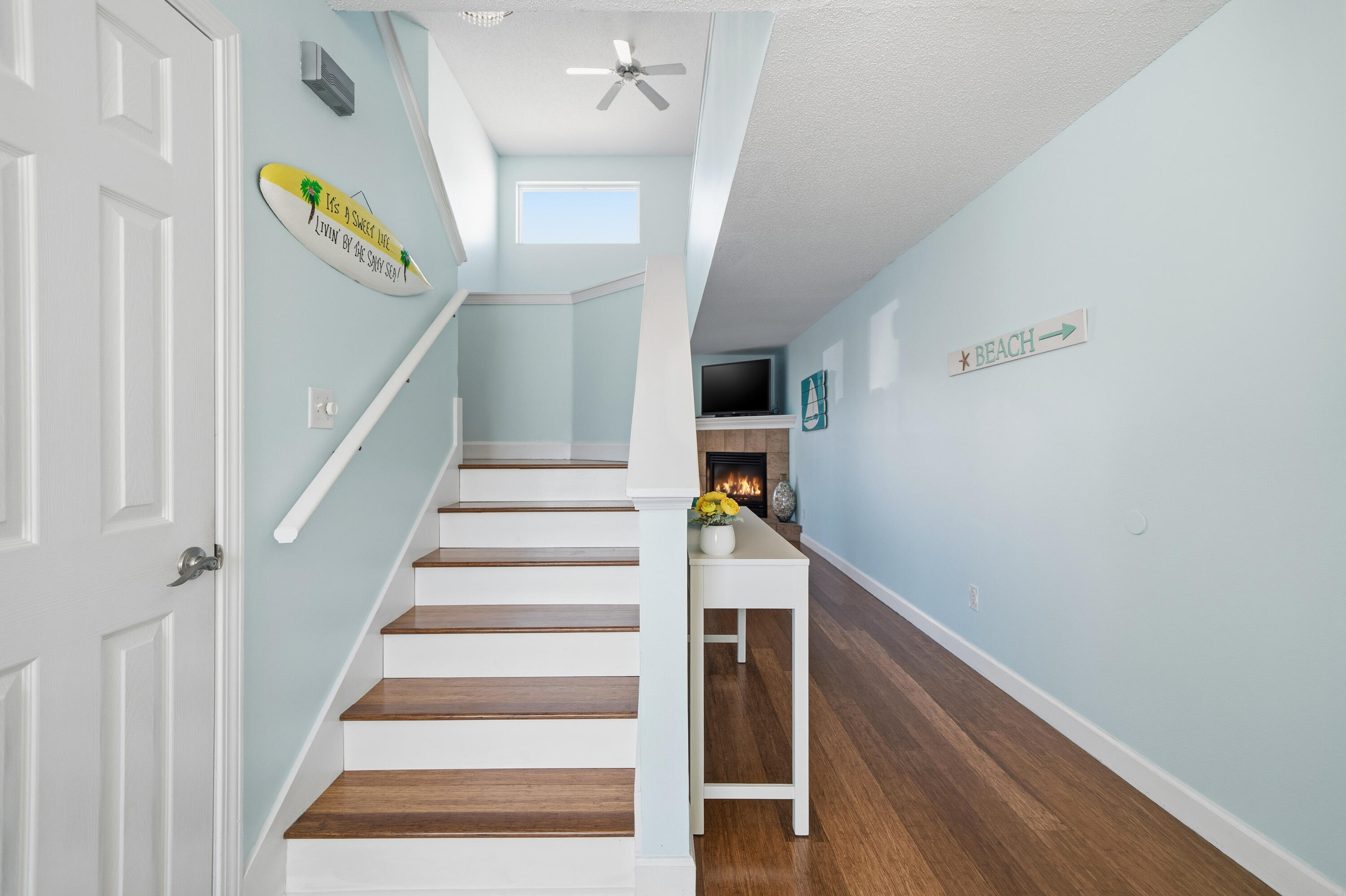 130 Durango Road, Unit 107 Destin, FL 32541 - Photo 9 of 44 a view of entryway