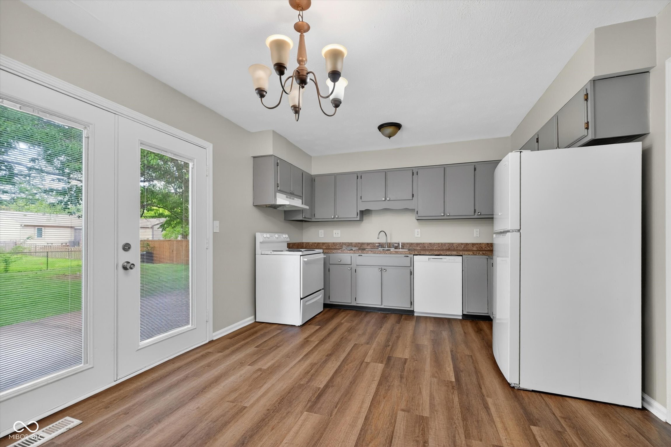 7935 Wheat Ridge Court Indianapolis, IN 46268 - Photo 20 of 46 Gallery Image 20
