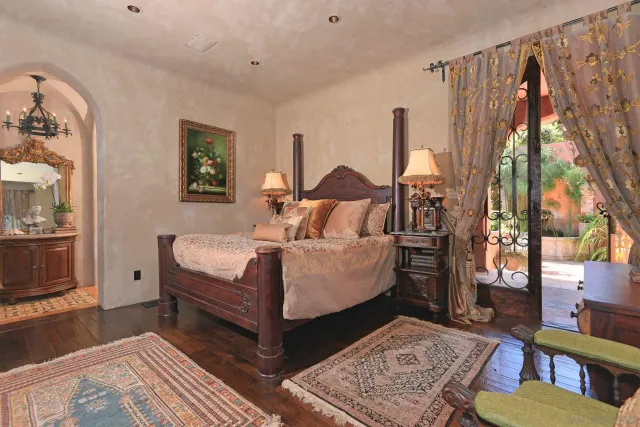 $11,950 | 7604 Country Club Drive, La Jolla, CA 92037