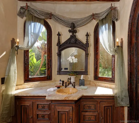 $11,950 | 7604 Country Club Drive, La Jolla, CA 92037