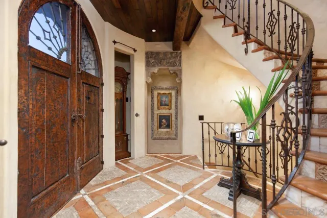 $11,950 | 7604 Country Club Drive, La Jolla, CA 92037