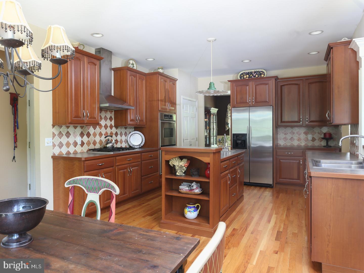 53 Streeker Road Wrightstown, NJ 08562 - Photo 6 of 25 Gallery Image 6