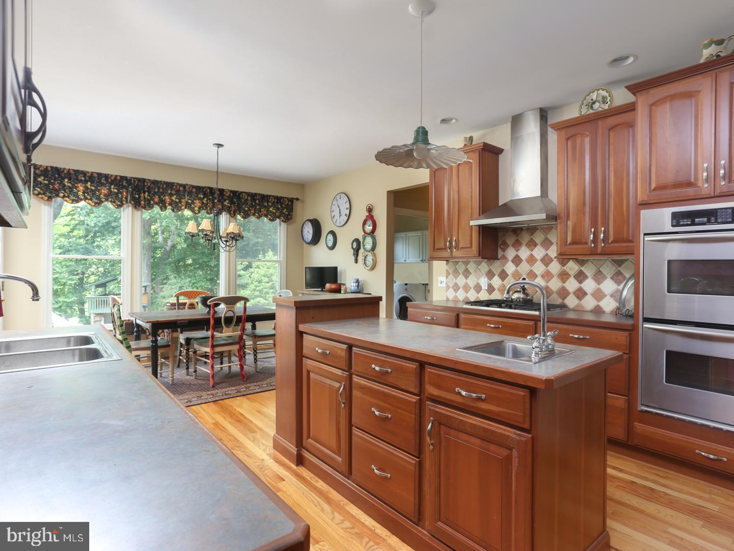 53 Streeker Road Wrightstown, NJ 08562 - Photo 10 of 25 Gallery Image 10