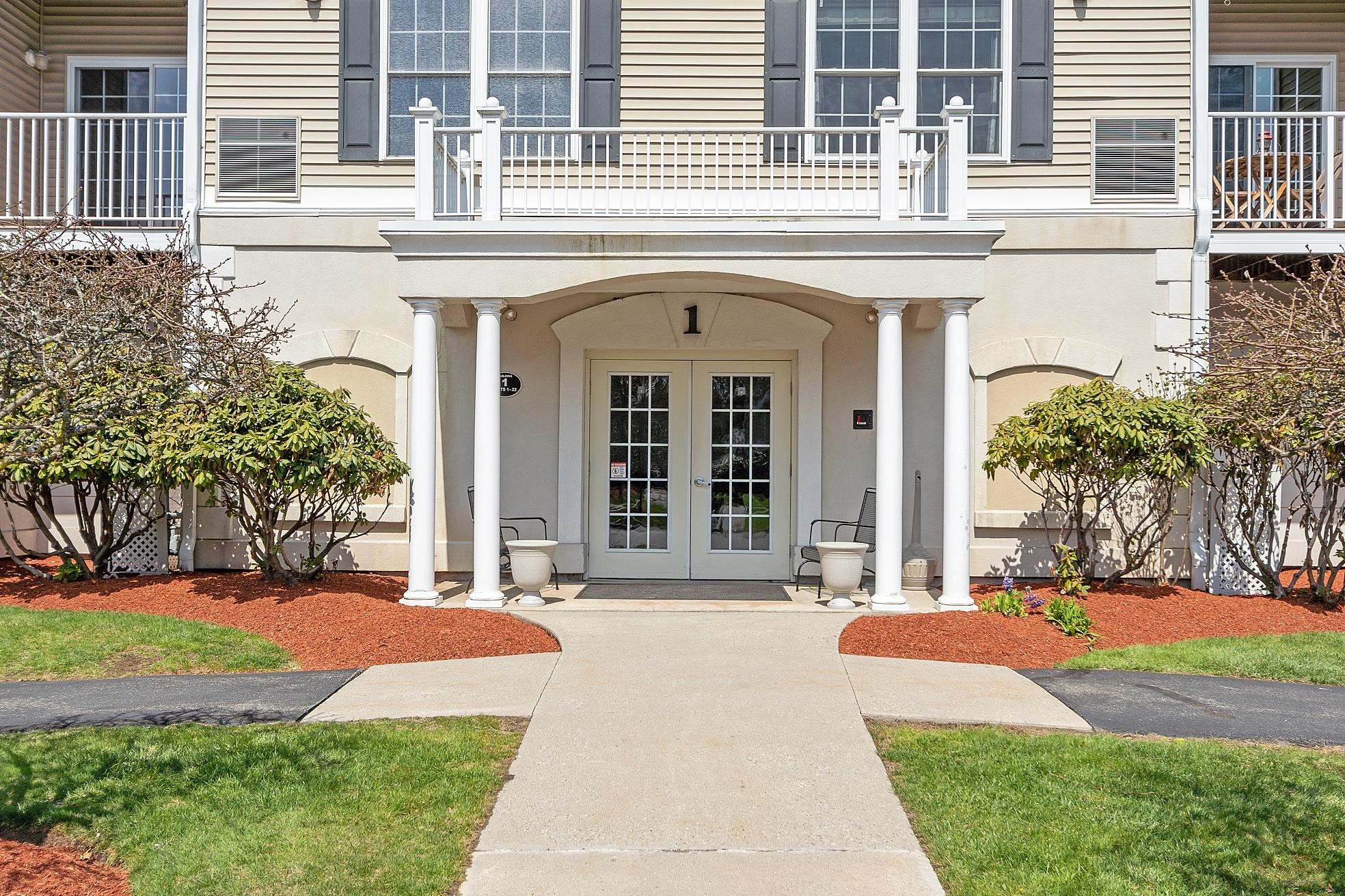 59 Cluff Road, Unit 15 Salem, NH 03079 - Photo 1 of 46 Gallery Image 1