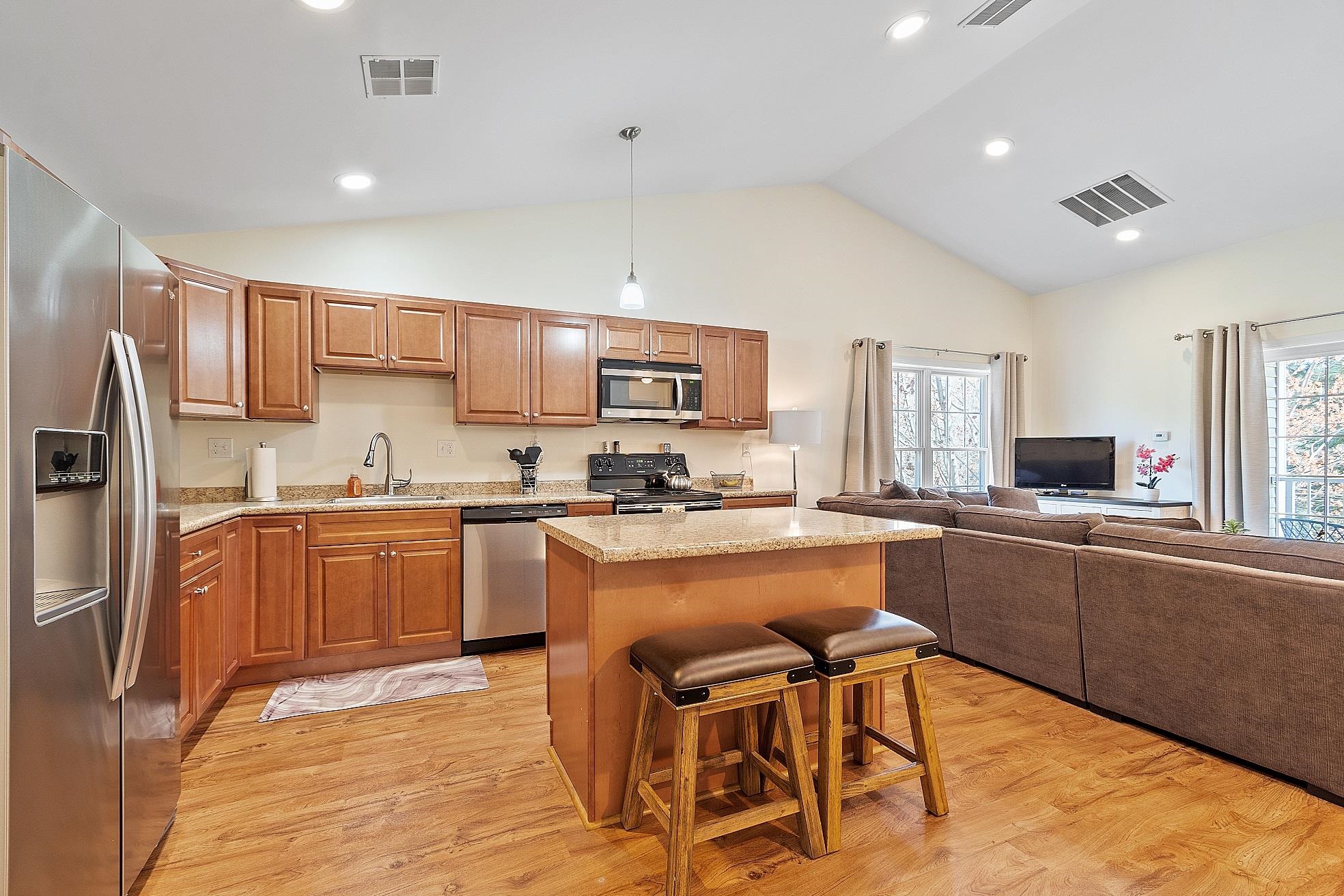 59 Cluff Road, Unit 15 Salem, NH 03079 - Photo 2 of 46 Gallery Image 2