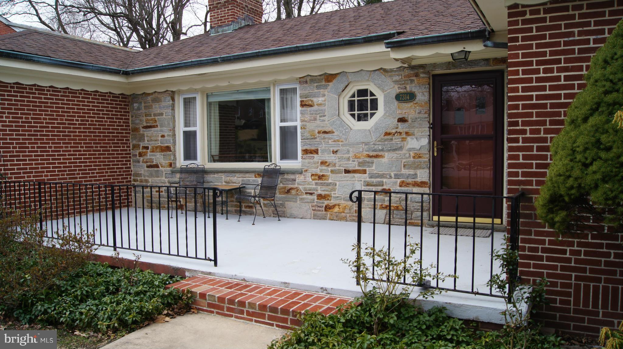 7314 Knollwood Road Baltimore, MD 21286 - Photo 2 of 30 Front porch