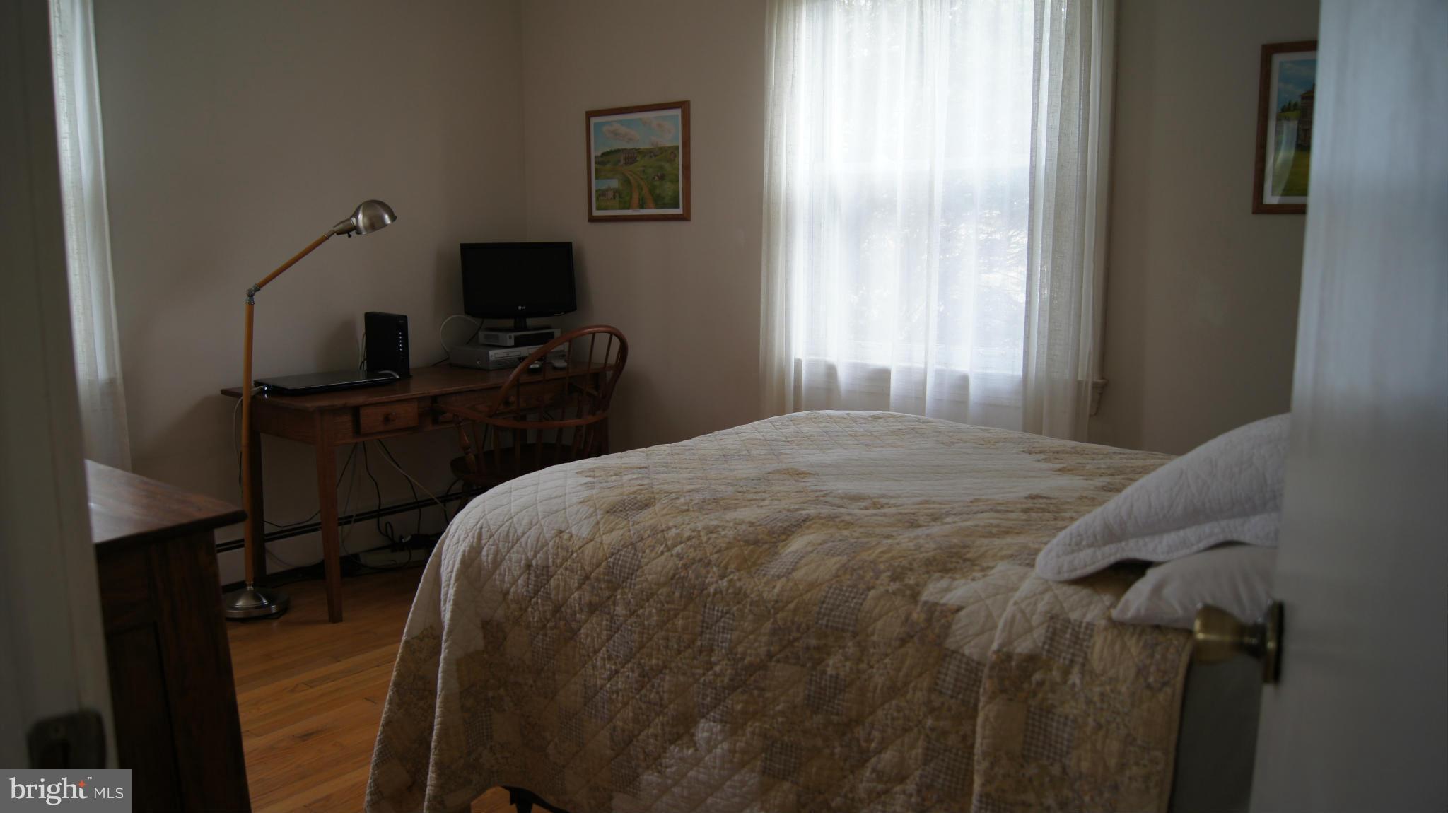 7314 Knollwood Road Baltimore, MD 21286 - Photo 23 of 30 Bedroom 3