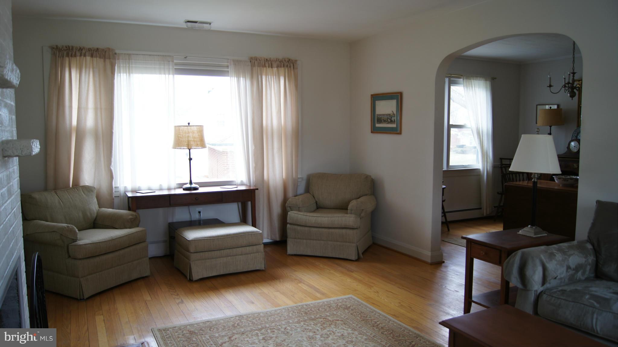 7314 Knollwood Road Baltimore, MD 21286 - Photo 7 of 30 Central ac, gas hot water heat.