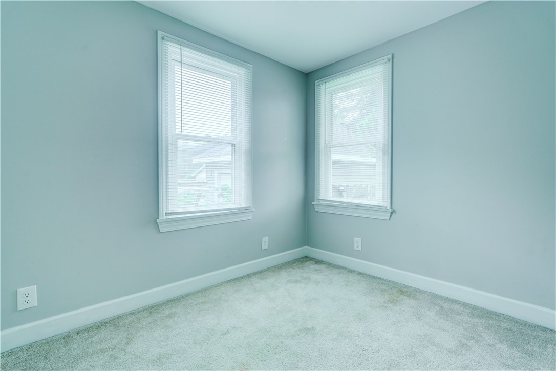 226 Stutson Street Rochester, NY 14612 - Photo 17 of 45 Gallery Image 17