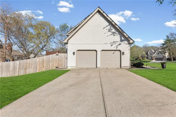 $635,000 | 11505 Lowell Avenue, Overland Park, KS 66210