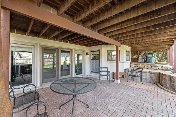 $635,000 | 11505 Lowell Avenue, Overland Park, KS 66210