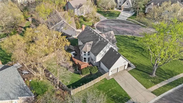 $635,000 | 11505 Lowell Avenue, Overland Park, KS 66210