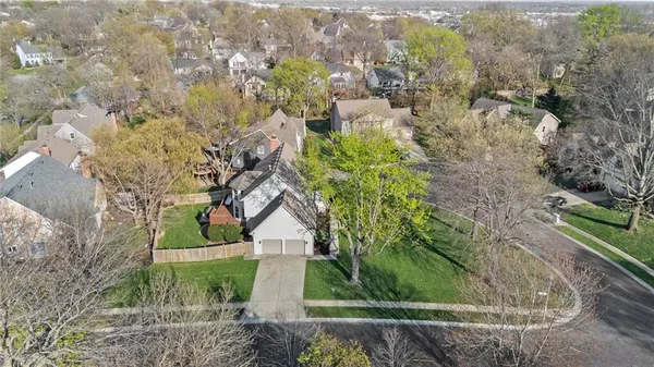 $635,000 | 11505 Lowell Avenue, Overland Park, KS 66210