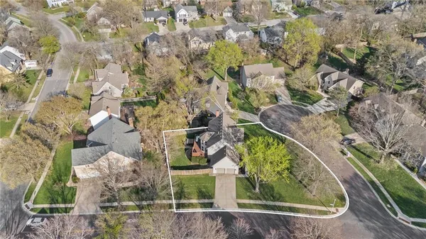 $635,000 | 11505 Lowell Avenue, Overland Park, KS 66210