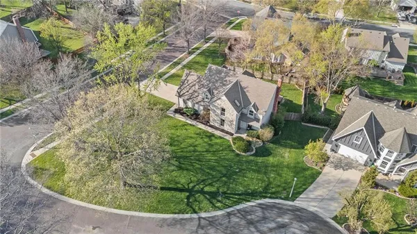 $635,000 | 11505 Lowell Avenue, Overland Park, KS 66210
