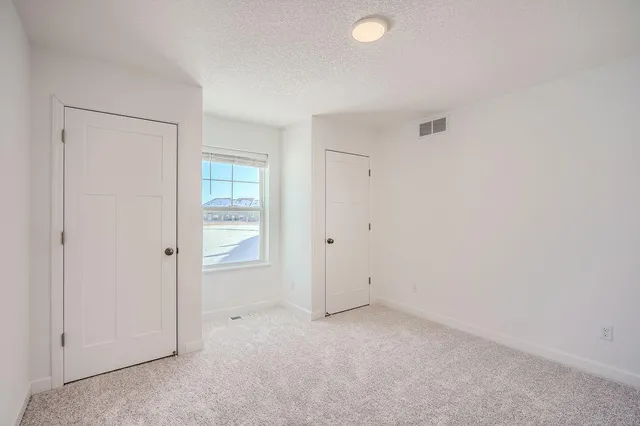 $2,600 | 1082 Jubert Drive, Medina, MN 55340