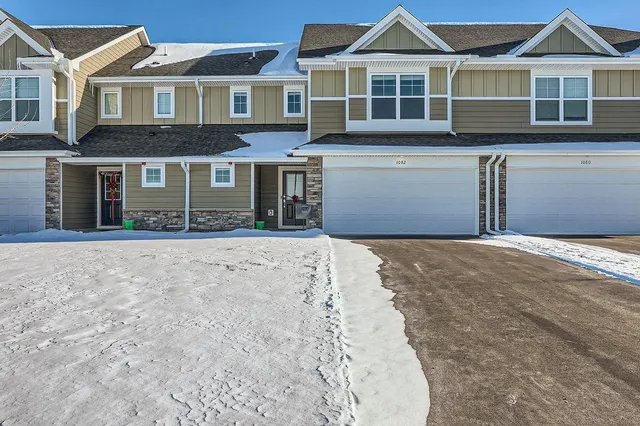 $2,600 | 1082 Jubert Drive, Medina, MN 55340