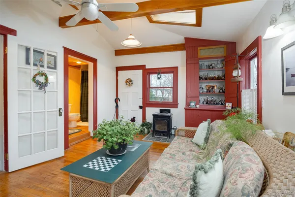 $800,000 | 2327 Salt Point Turnpike, Clinton Corners, NY 12514